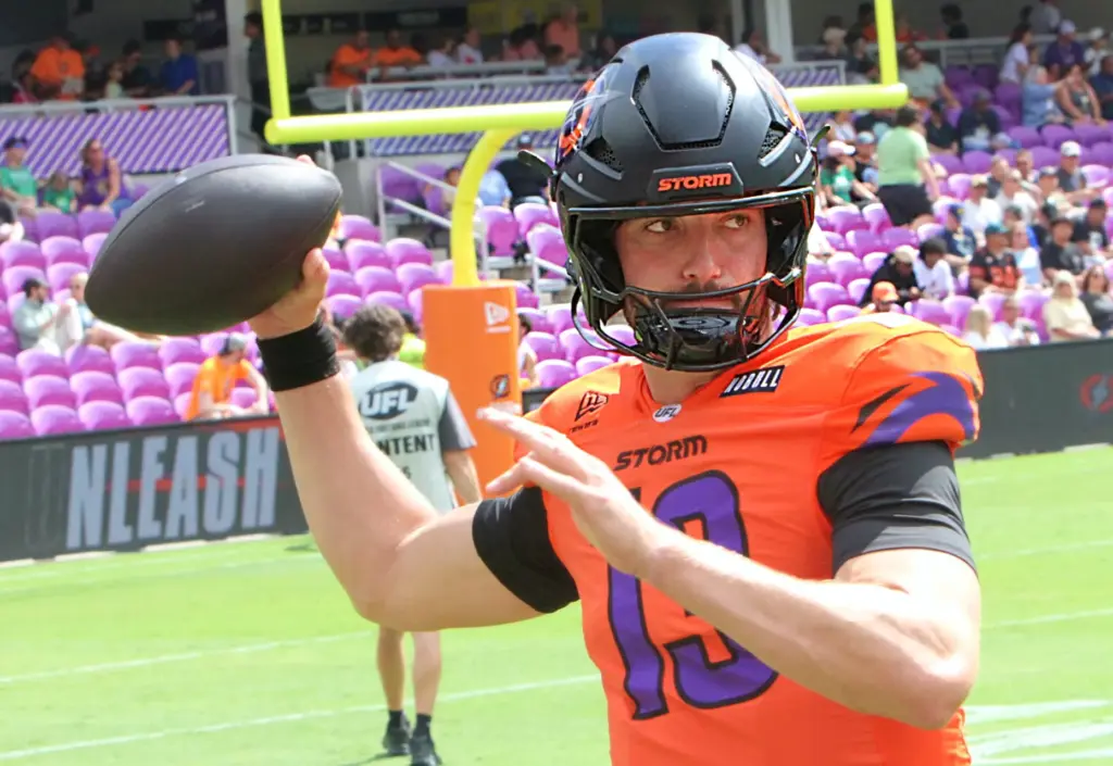 Orlando quarterback Jack Plummer warms up prior to the Birmingham...