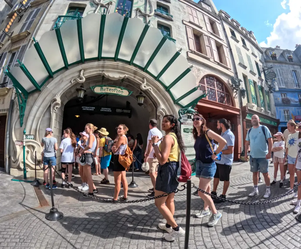 Epic visitors explore The Wizarding World of Harry Potter -...
