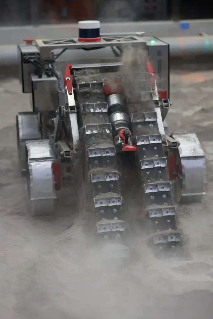 The University of Alabama robot digs during the Lunabotics Challenge...