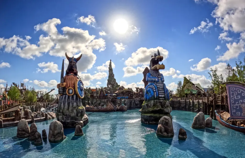 The lagoon at the How to Train Your Dragon â...