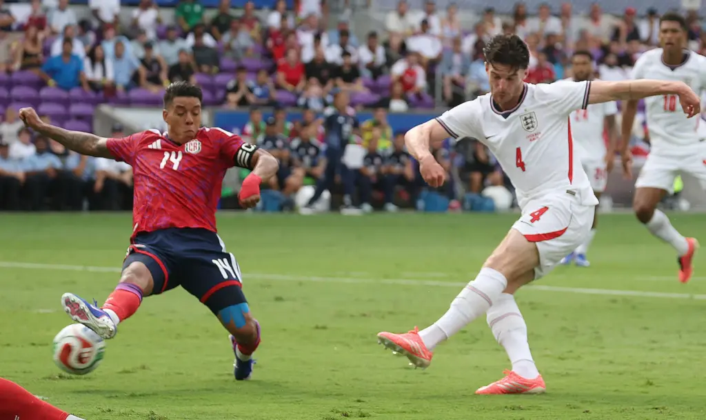England player Declan Rice (4) scores a goal past Costa...