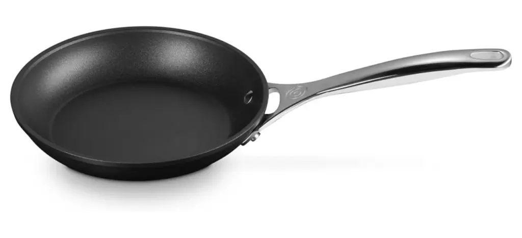 Le Creuset PRO 8