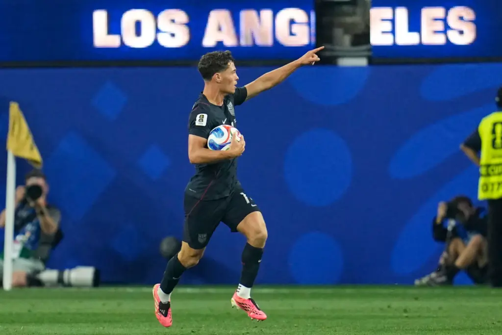 United States’ Sebastian Berhalter (14) celebrates after scoring his team’s...