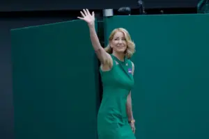 Tennis Hall of Famer Chris Evert says she will miss Wimbledon after recurrence of ovarian cancer