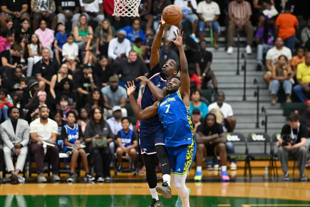 New Yorkâs Hegel âHâ Augustin (7) and Team DCâs Zaid...