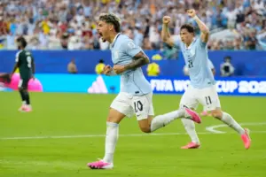 Uruguay’s Maxi Araújo scores equalizer in 1-1 World Cup draw with Saudi Arabia
