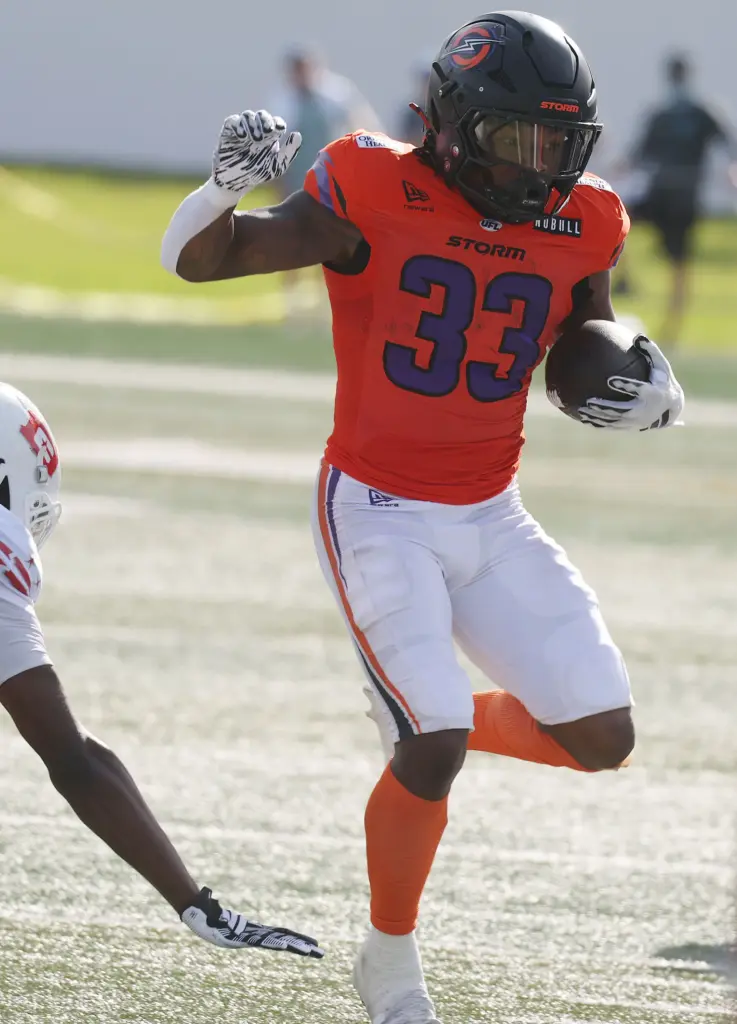 Storm running back Elijah Dotson runs during the Orlando Storm...