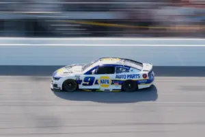 NASCAR race at Michigan stopped for crash involving Chase Elliott, Christopher Bell