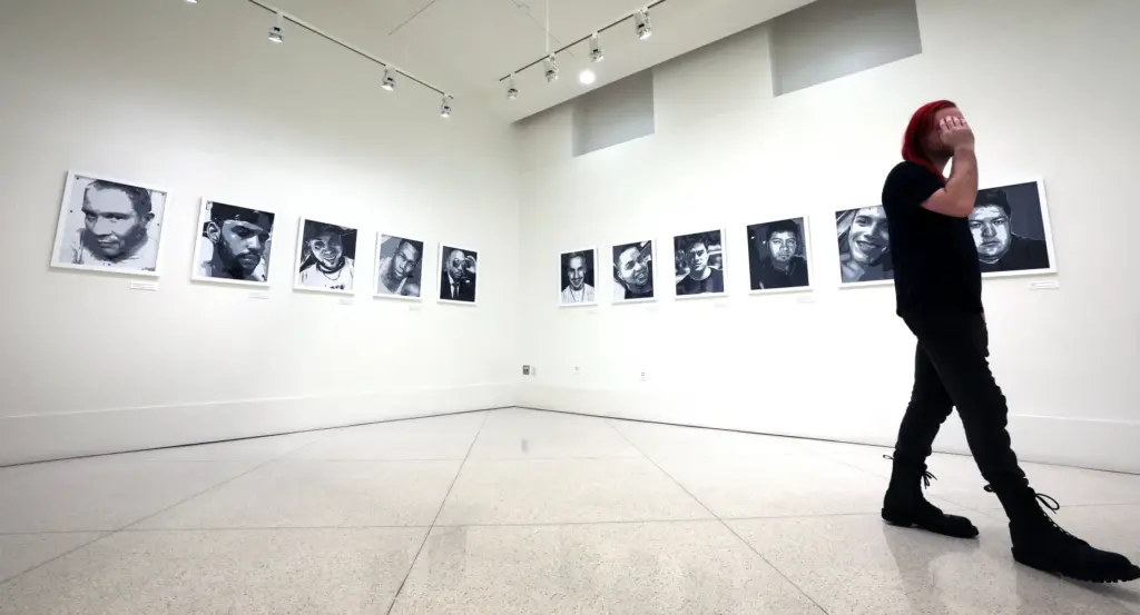 PORTRAITS OF PULSE â A visitor to the Terrace Gallery...