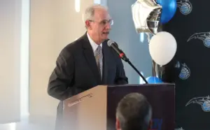 David Steele retires after 37 seasons as play-by-play voice of Magic
