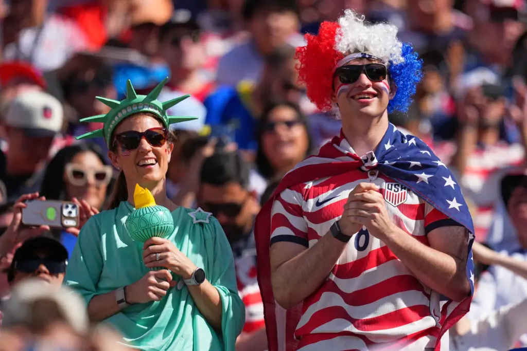 Fans react ahead of the World Cup round of 32...