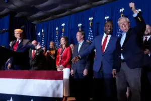 South Carolina’s governor should appoint Graham’s sister to finish his term, Trump says