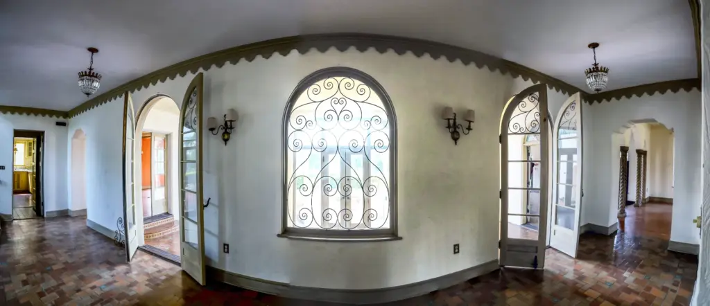 The entry hall in Merrywood. (Joe Burbank/Orlando Sentinel)