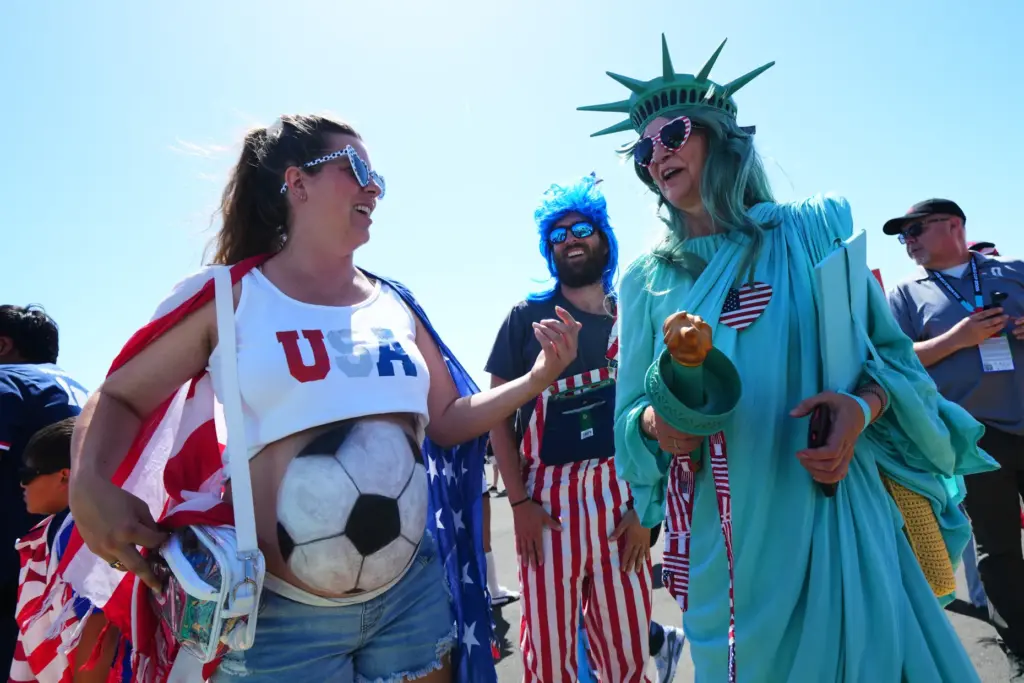 Fans arrive ahead of World Cup round of 32 soccer...