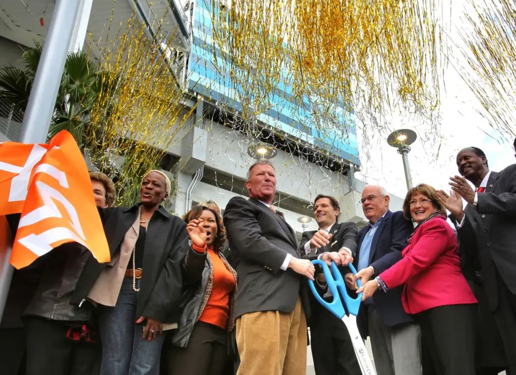 Streamers fly as Orlando Mayor Buddy Dyer and Orange County...