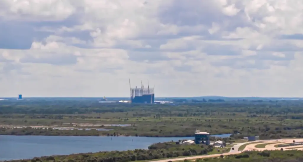 Construction continues on the Gigabay structure at SpaceX's Kennedy Space...