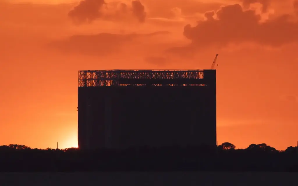 Construction continues on the Gigabay structure at SpaceX's Kennedy Space...