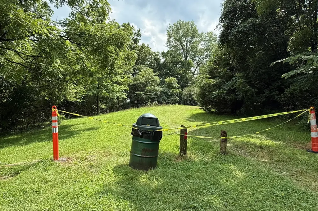 A section of the Riverside Dr Scioto Fishing Area is...