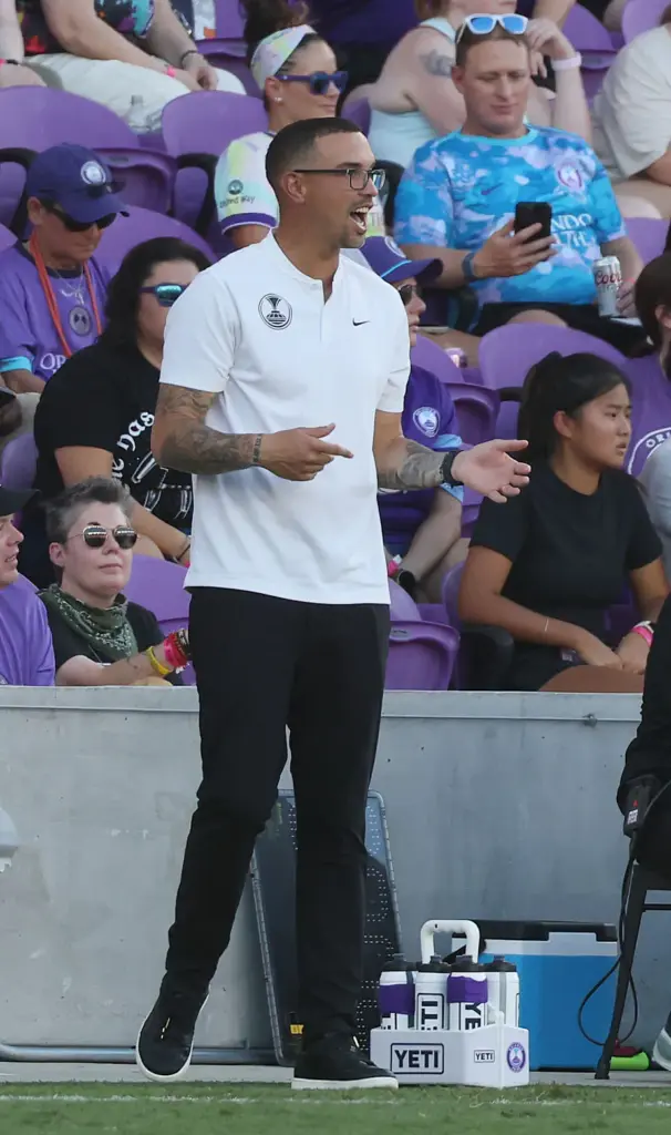 Orlando coach Seb Hines signals during the Boston Legacy FC...