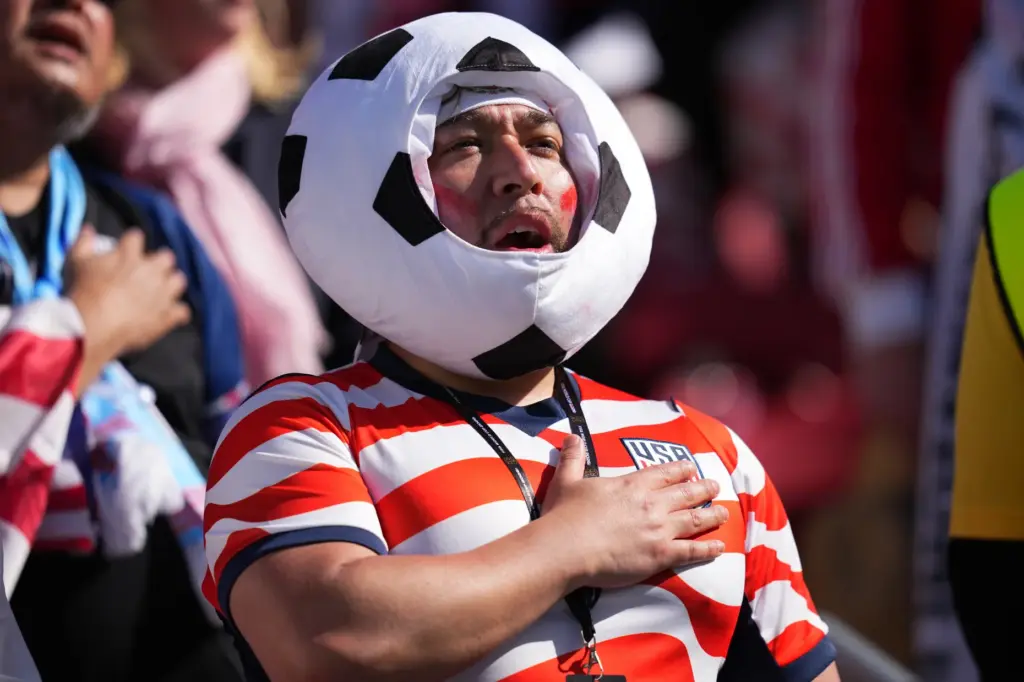 Fans react ahead of the World Cup round of 32...