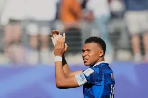 Mbappé is hot for France. The World Cup game against Paraguay is going to be a scorcher in Philly
