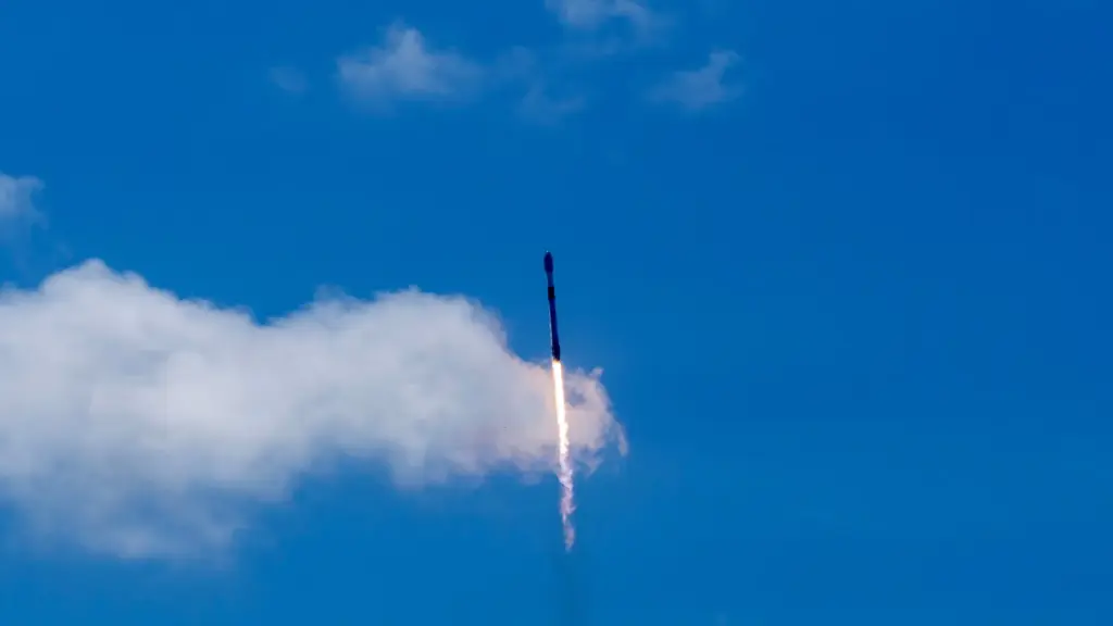 A SpaceX Falcon 9 launches with 29 Starlink satellites from...