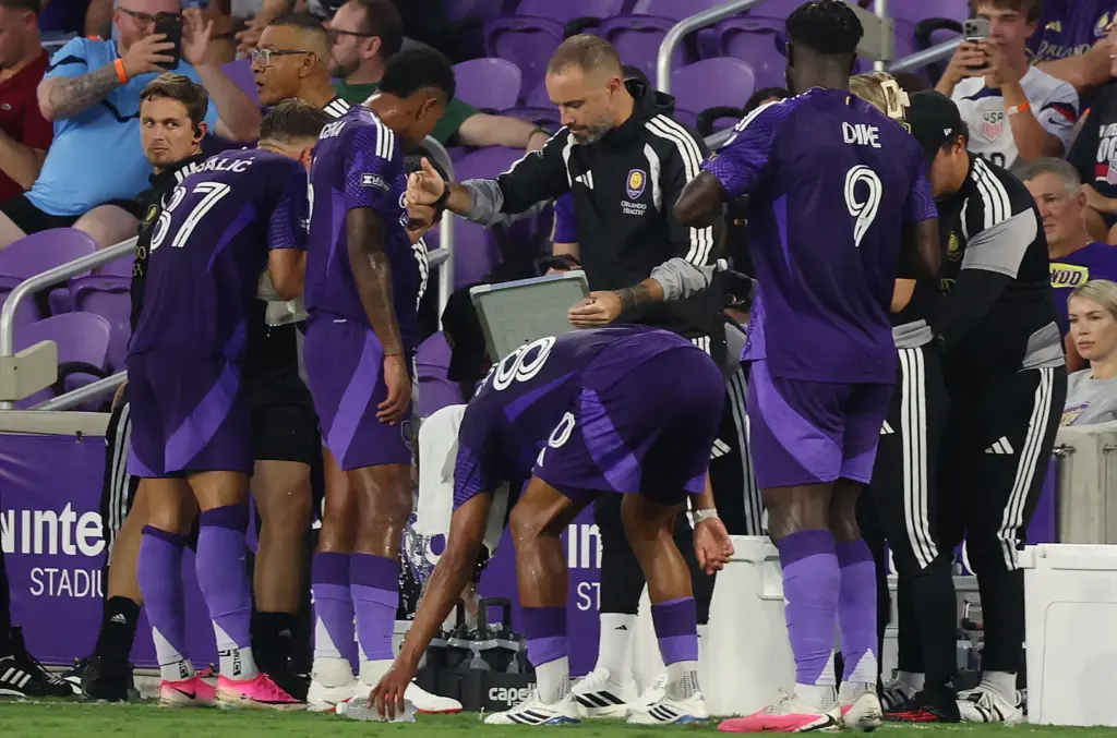 Orlando coach Martin Perelman coaches players during the Club Atletico...