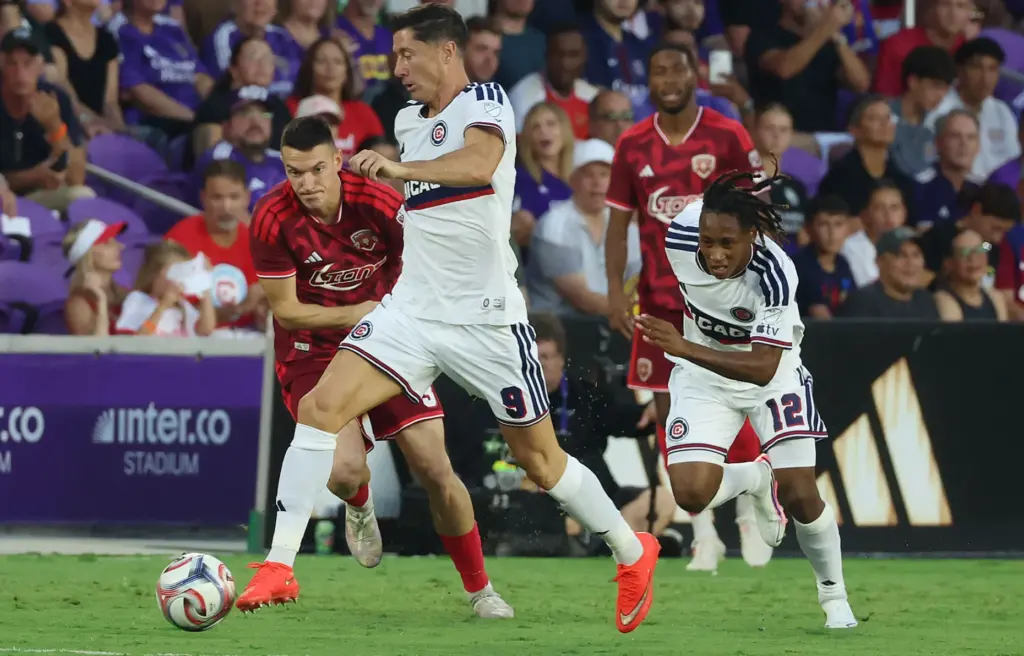 Chicago player Robert Lewandowski (9) moves the ball during the...