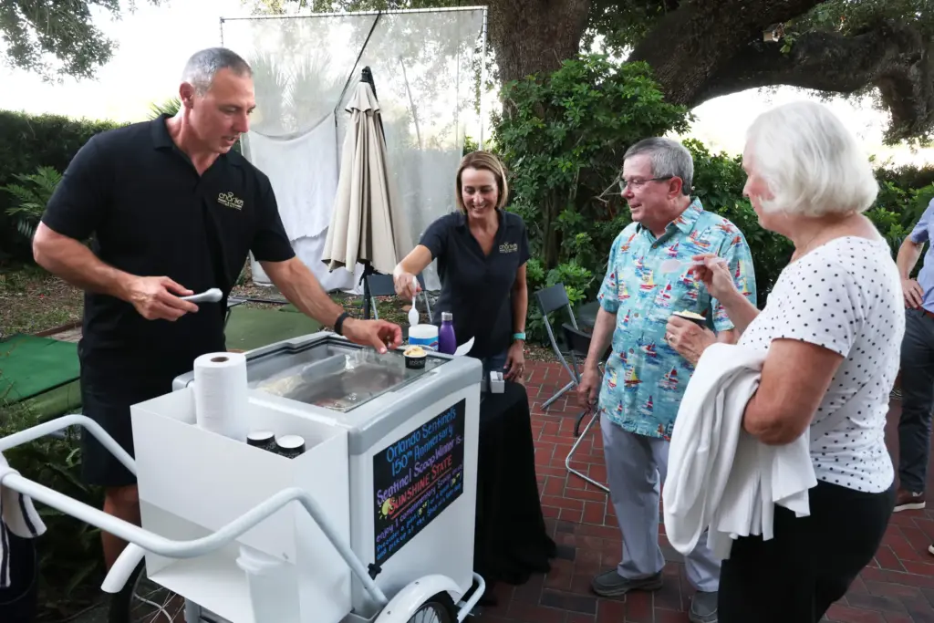 SENTINEL 150: POLITICS IN ORLANDO â Free samples of âSunshine...
