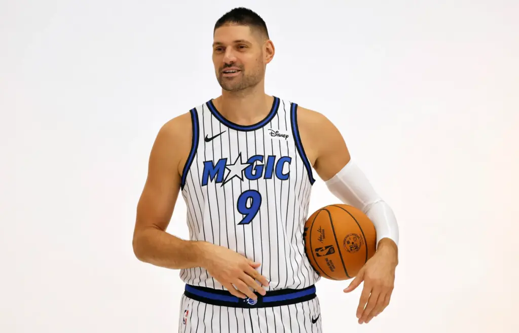 Orlando Magic Center Nikola VuÄeviÄ (9) poses for photos during...