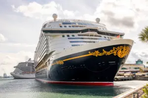 Chicago man angry over spam calls faked bomb threat to Disney Cruise Line, prosecutors say