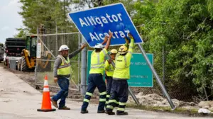 DeSantis administration wants $250 million more to pay immigration bills