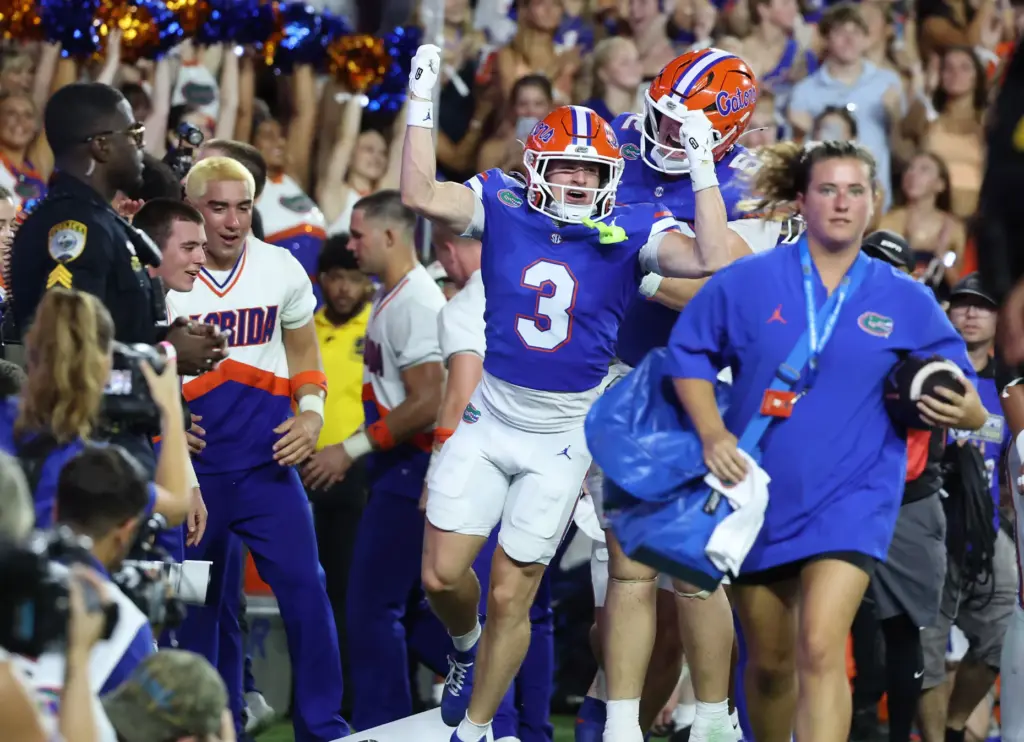 Florida wide receier Bailey Stockton (3) celebrates after a touchdown...