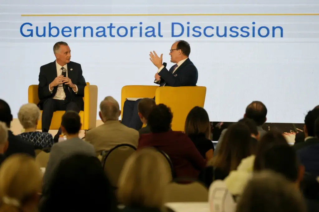 Democratic gubernatorial nominee David Jolly discusses issues with WLRN CEO...