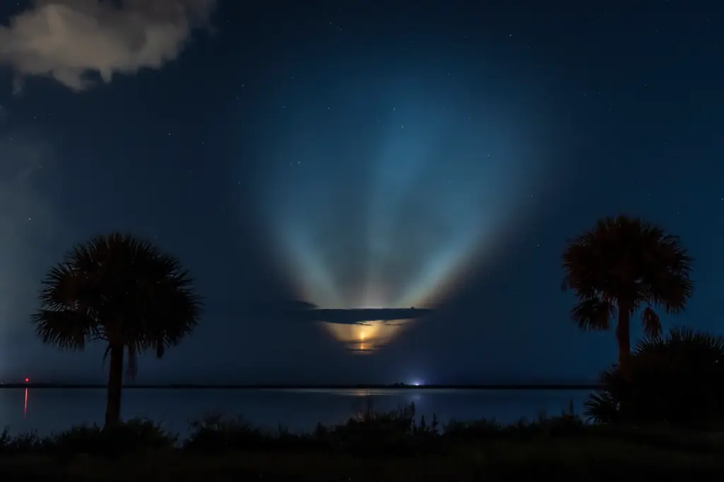 A space jellyfish visual phenomenon appeared over the predawn Florida...