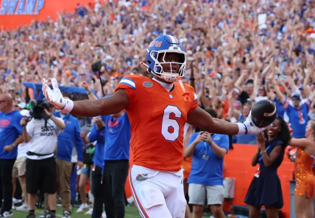 Florida receiver Dallas Wilson celebrates after a touchdown during the...