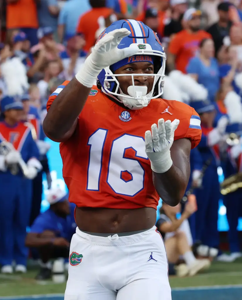 Florida linebacker TJ Bullard celebrates during the Campbell University at...