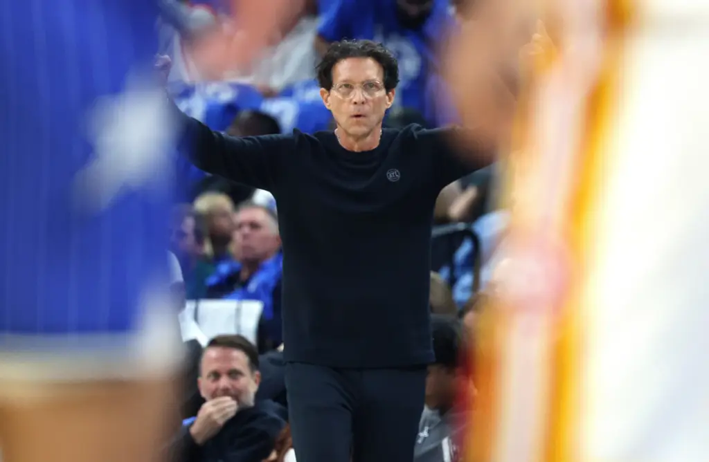 Atlanta coach Quin Snyder coaches during the Atlanta Hawks at...