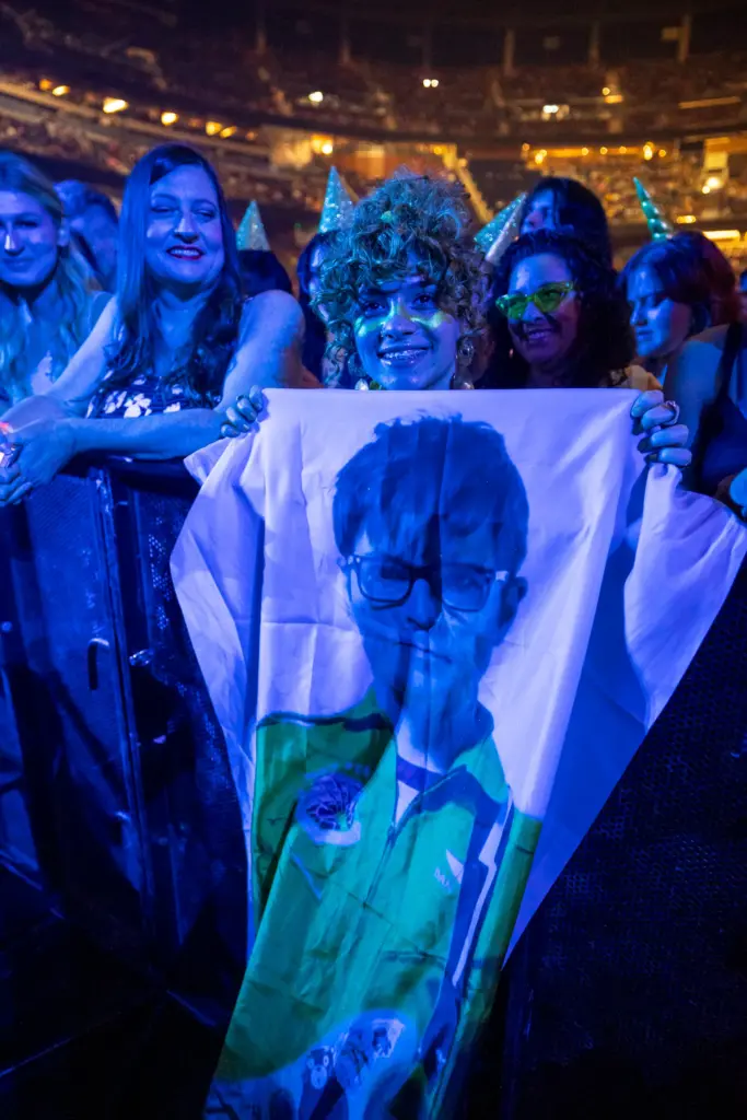 Younger fans were abundant at Weezerâs Kia Center concert in...