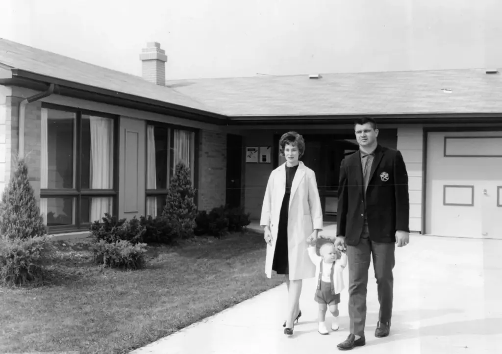Marge and Mike Ditka with their son Mike, age 1,...