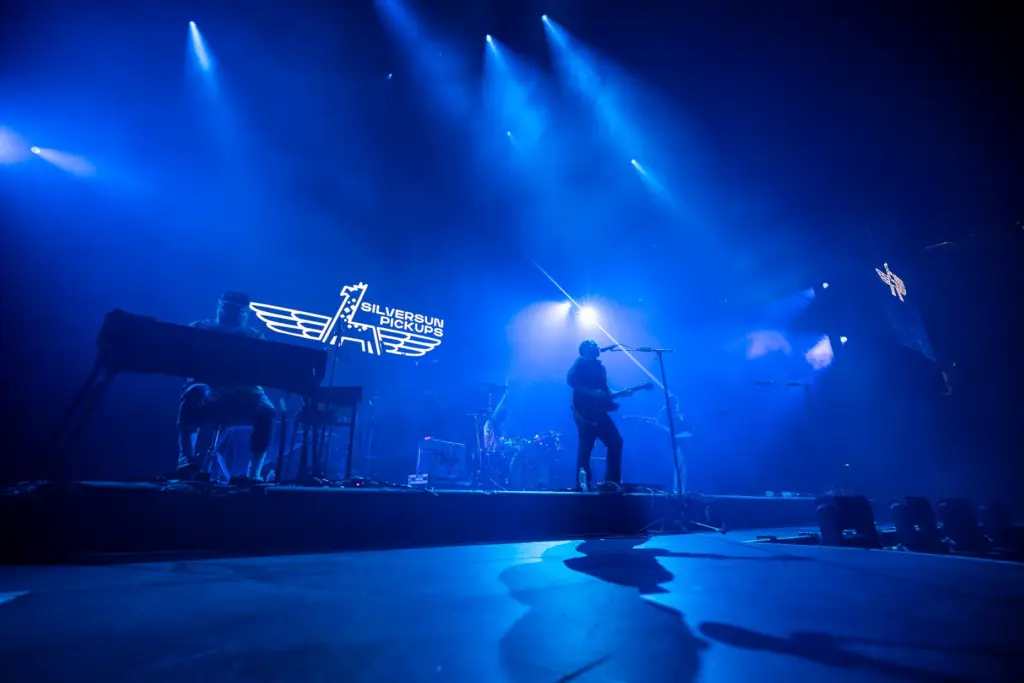 Silversun Pickups perform to open for Weezer at Kia Center...