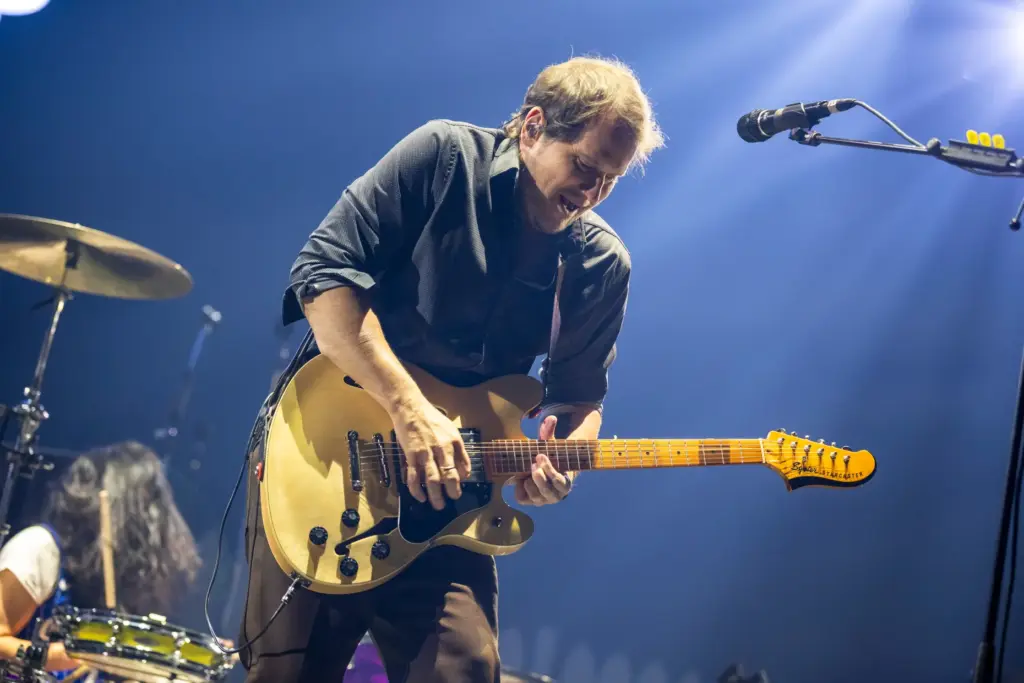 Silversun Pickups perform to open for Weezer at Kia Center...